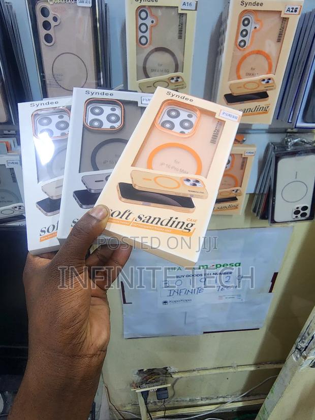 iPhone 16 Pro Max - main view