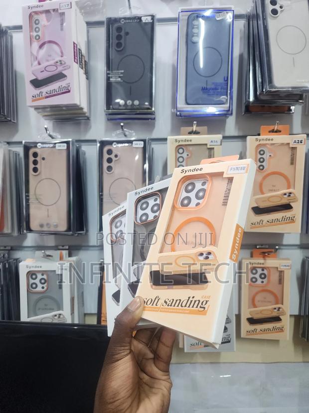 iPhone 16 Pro Max - thumbnail 4