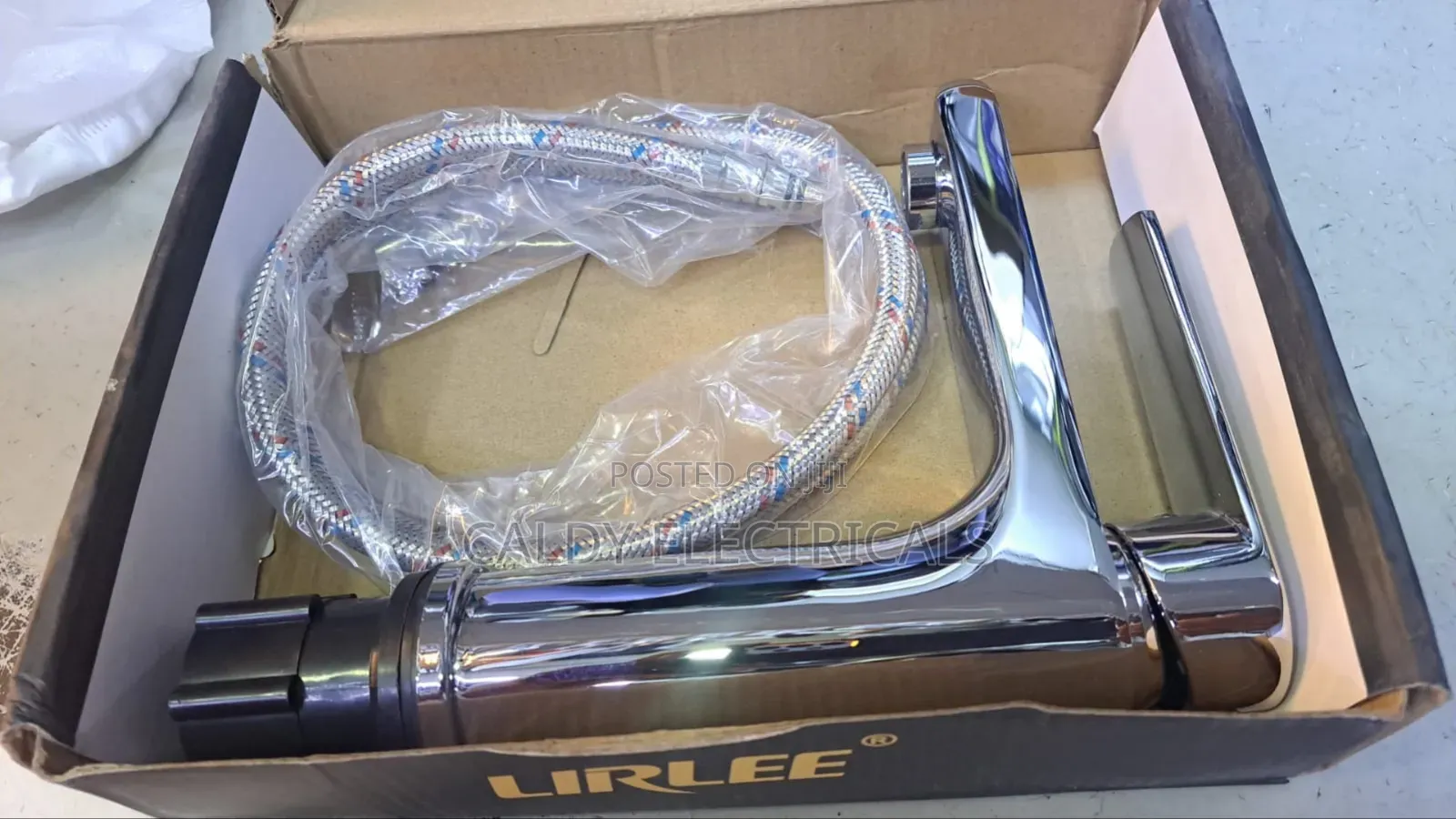 Lirlee Single-Handle Chrome Bathroom or Basin Faucet/Tap Jw3