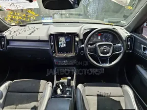 Volvo XC40 T5 Petrol AWD 2020 Black