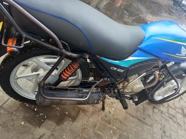 New Honda CB 2022 Blue - thumbnail 3