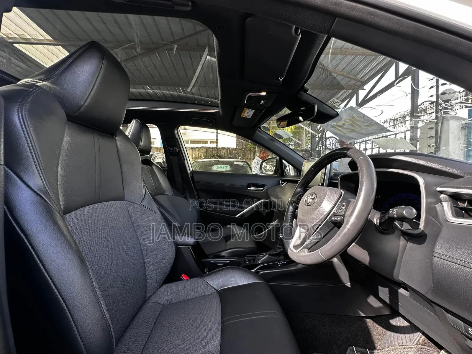 Toyota Corolla Cross LE 2023 White