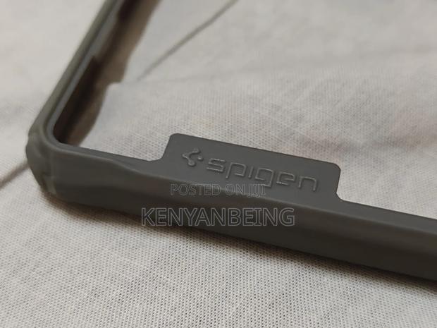 Oneplus 13r or Ace 5 Spigen Phone Case Cover - thumbnail 2