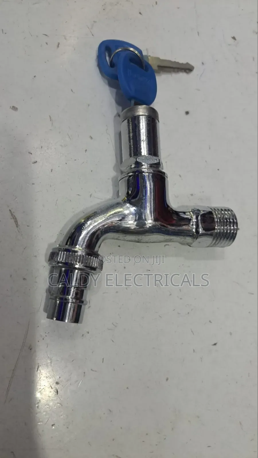 Lockable Outdoor Water Faucet With a Key