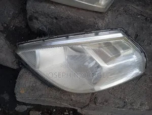 Nissan Tiida Headlight