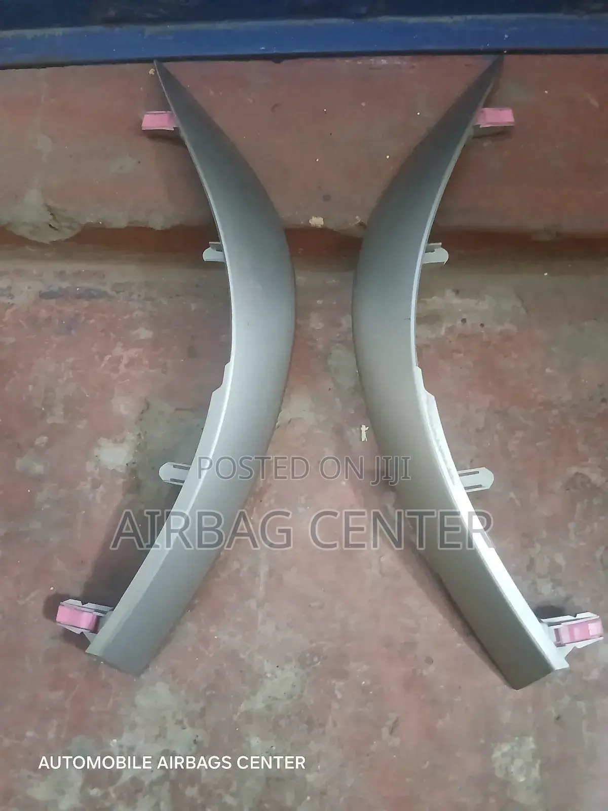 Auris Radio Trim