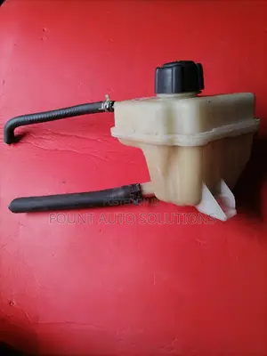 Coolant Bottle Nissan Dualis