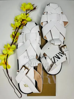 Stylish Ladies Flat Sandals