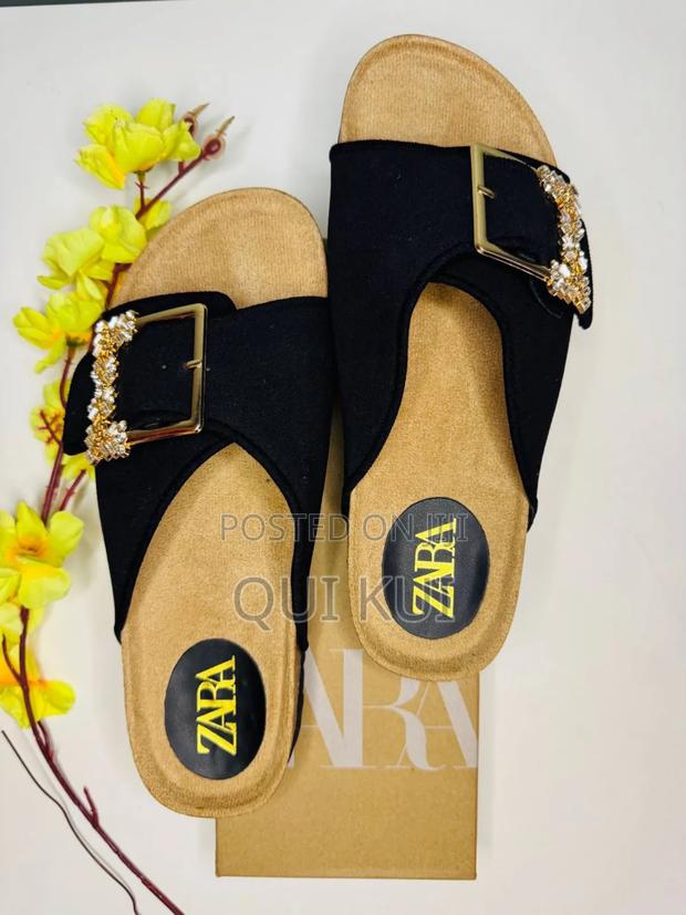 Stylish Ladies Flat Sandals - thumbnail 4