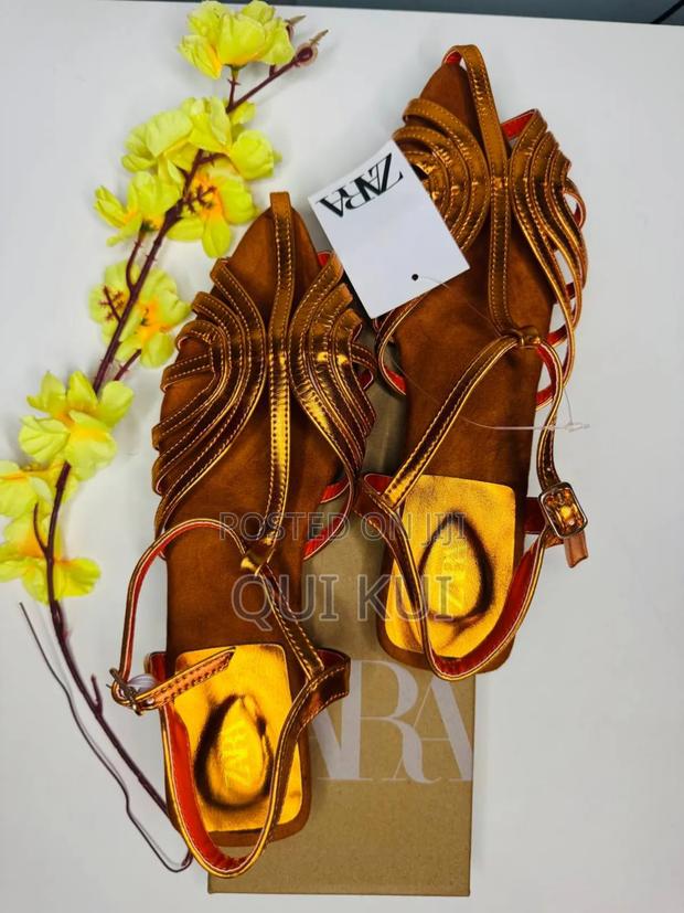 Stylish Ladies Flat Sandals - thumbnail 7