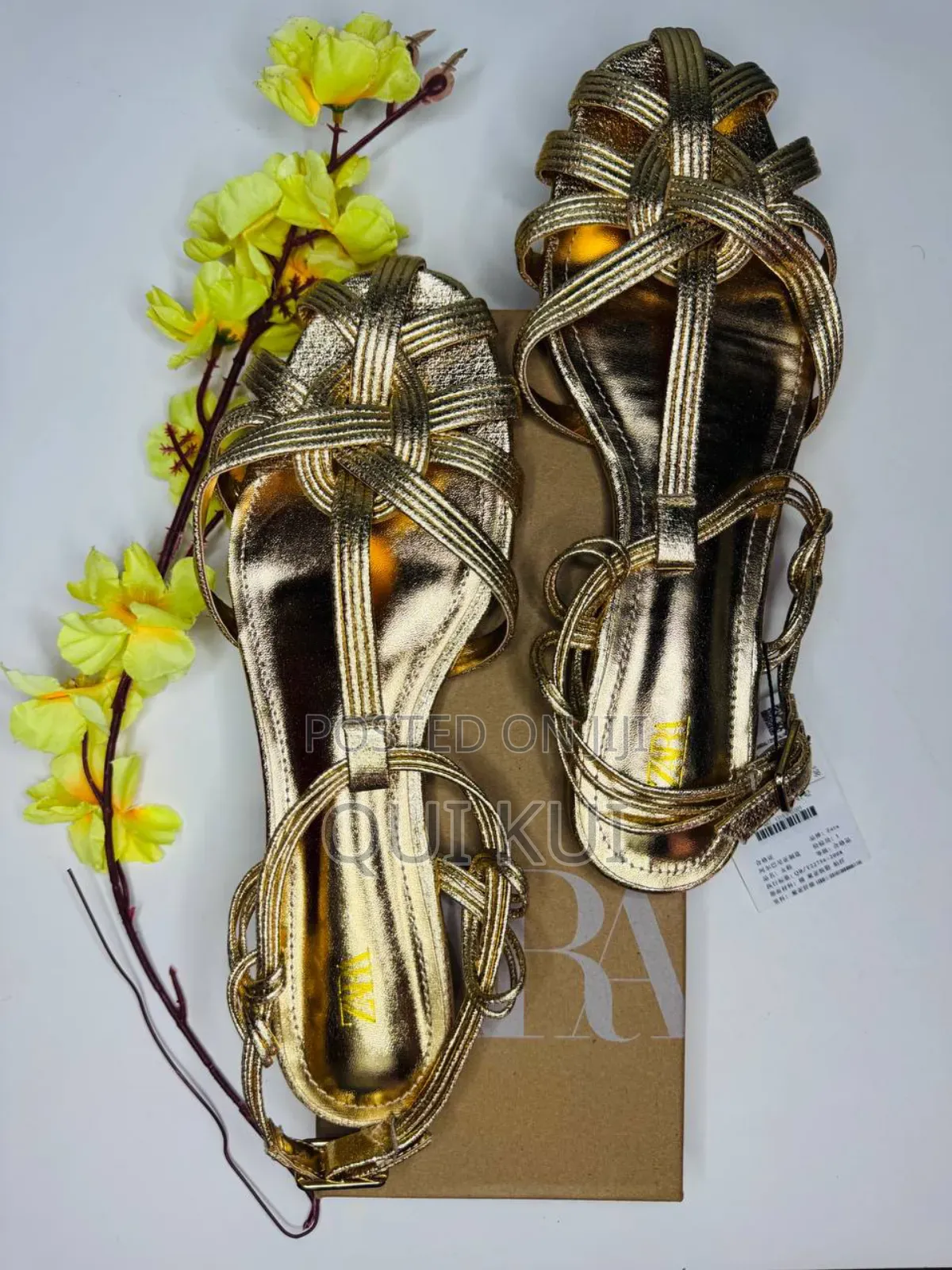 Stylish Ladies Flat Sandals