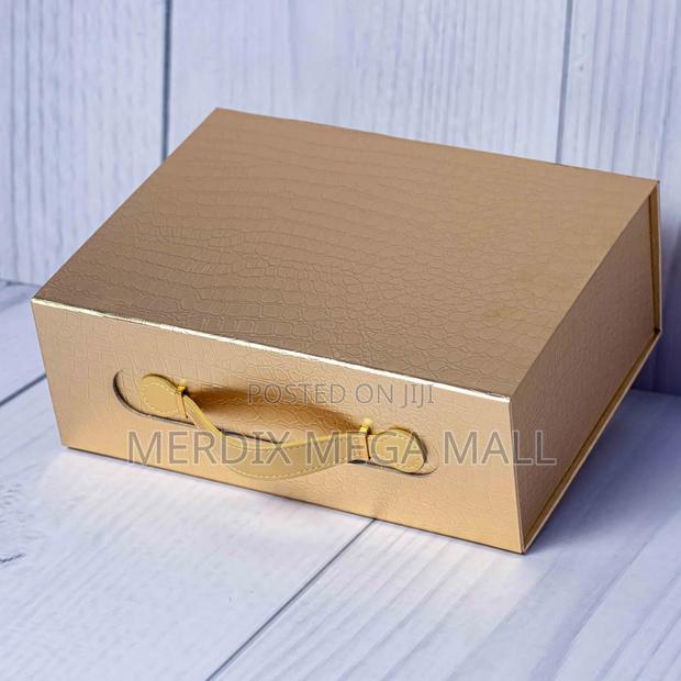 A4 Handle Box,Gift Box, Boxes - thumbnail 3