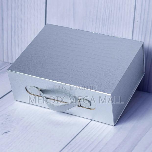 A4 Handle Box,Gift Box, Boxes - thumbnail 4