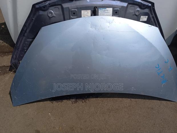 Ractis 2013 Bonnet on Sale
