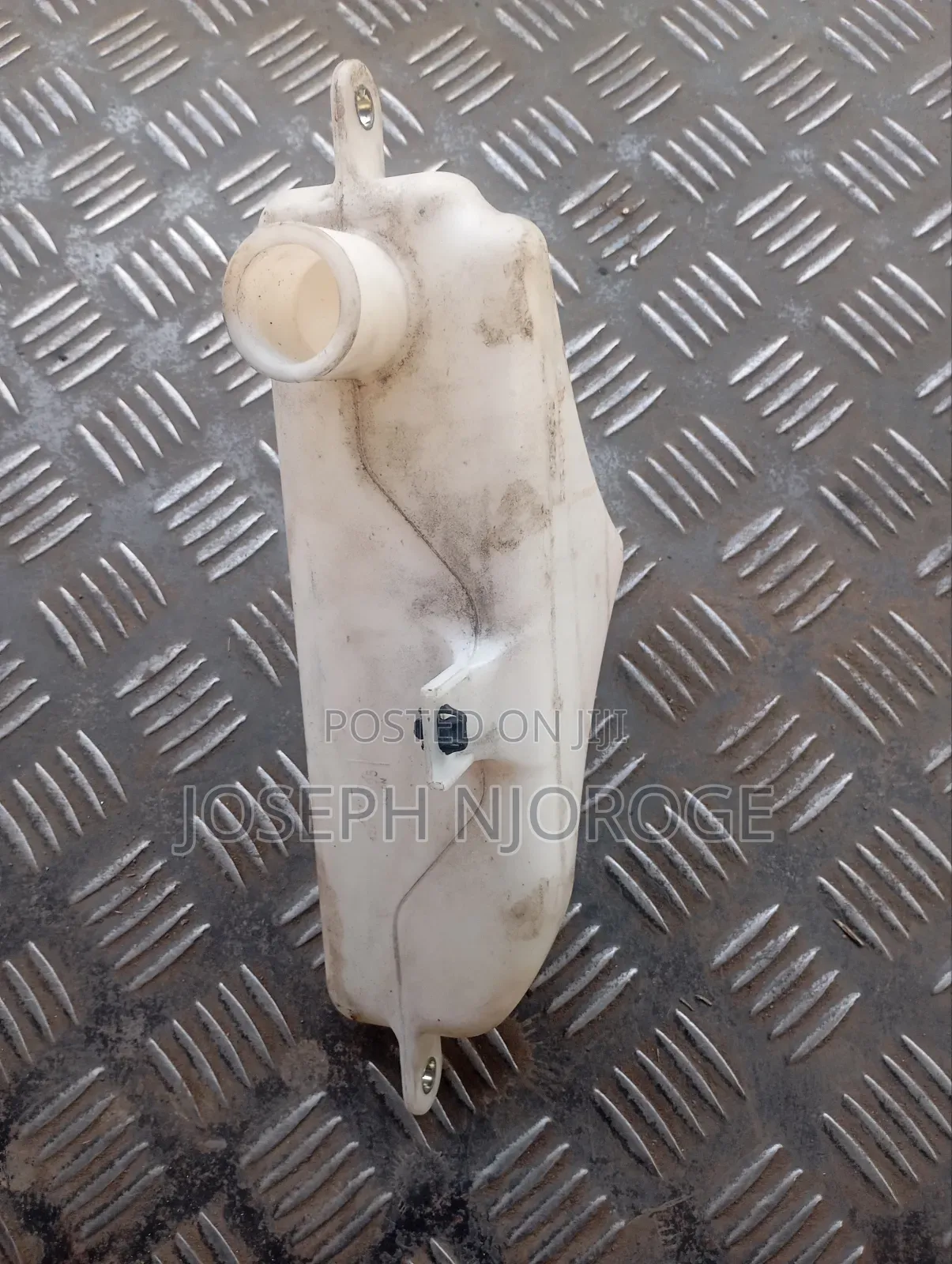 Mark- X 2005 Coolant Bottle on Sale