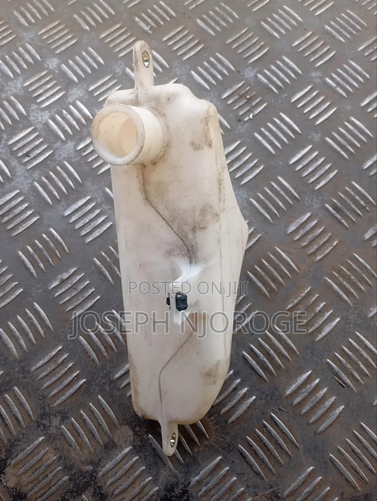 Mark- X 2005 Coolant Bottle on Sale