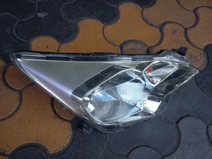 Ractis 2014 Headlight