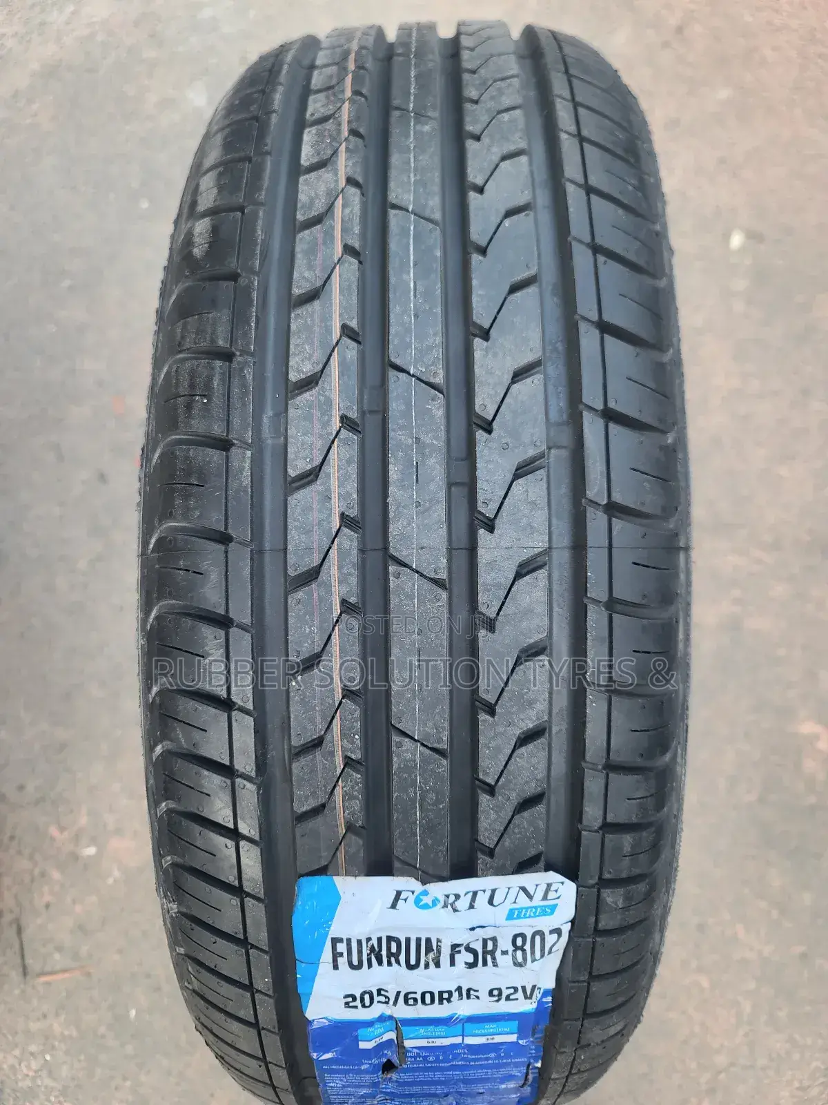 205/60 R16 Fortune Tyres 92 v Funrun Fsr802