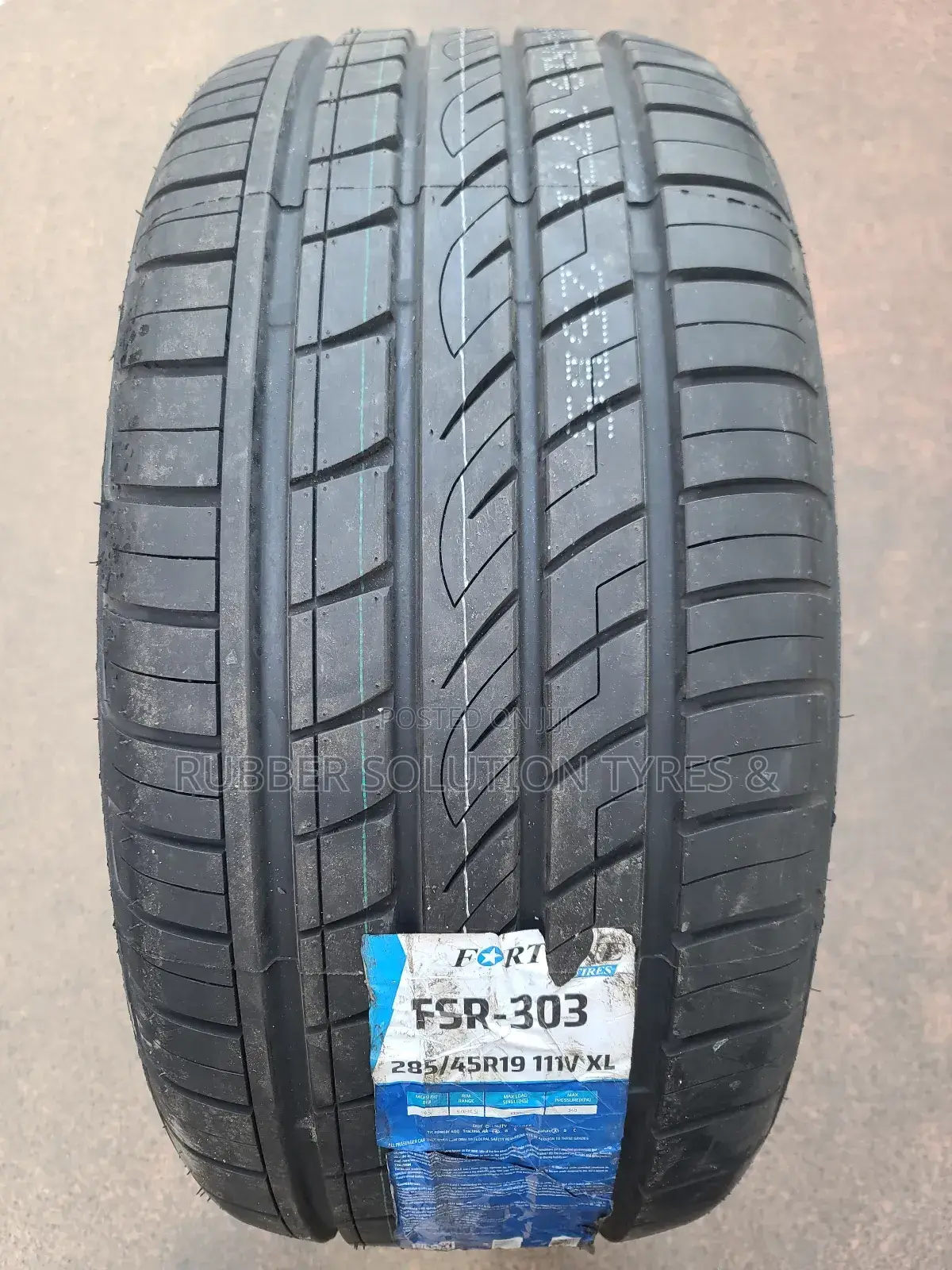 285 /45 R19 Fortune Tyres FSR-303 11v X/L