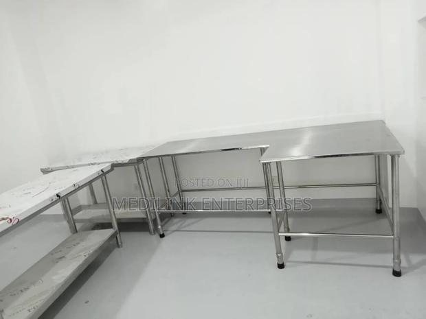 Ss 304 Stainless Steel Commercial Kitchen Customized Working Tables