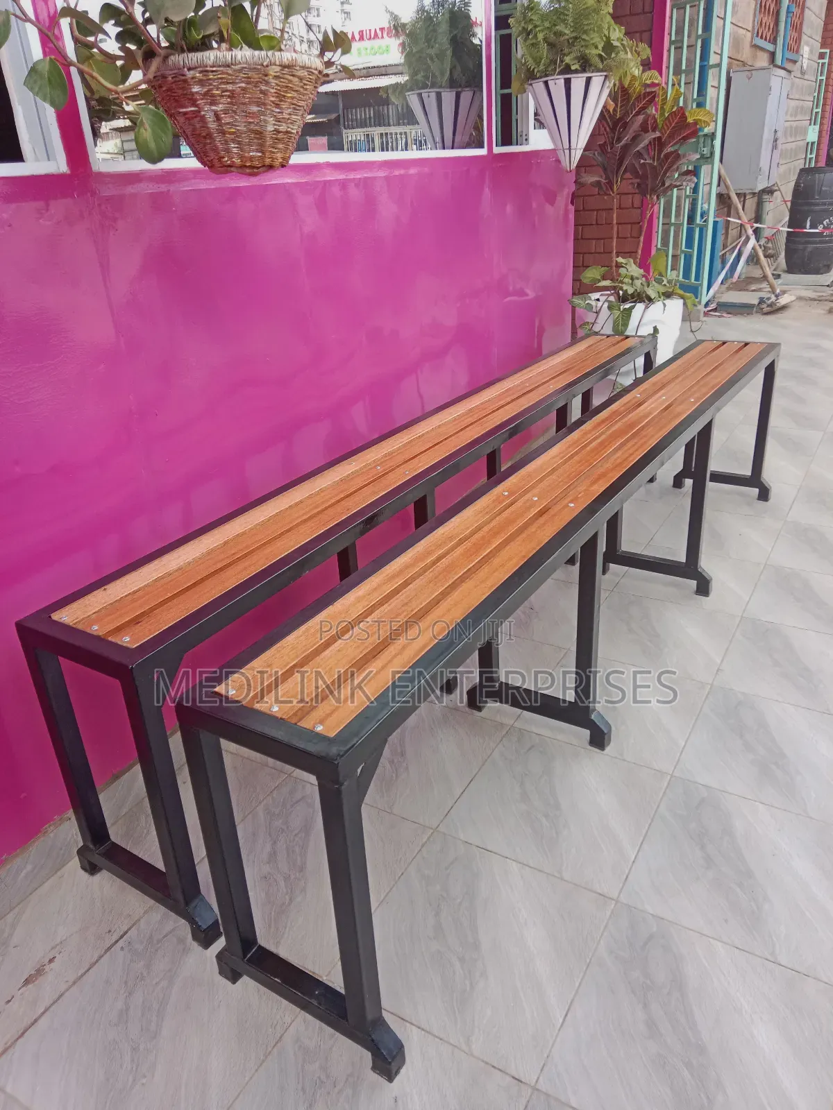 Customized Wooden Metallic Waiting Bay Benches