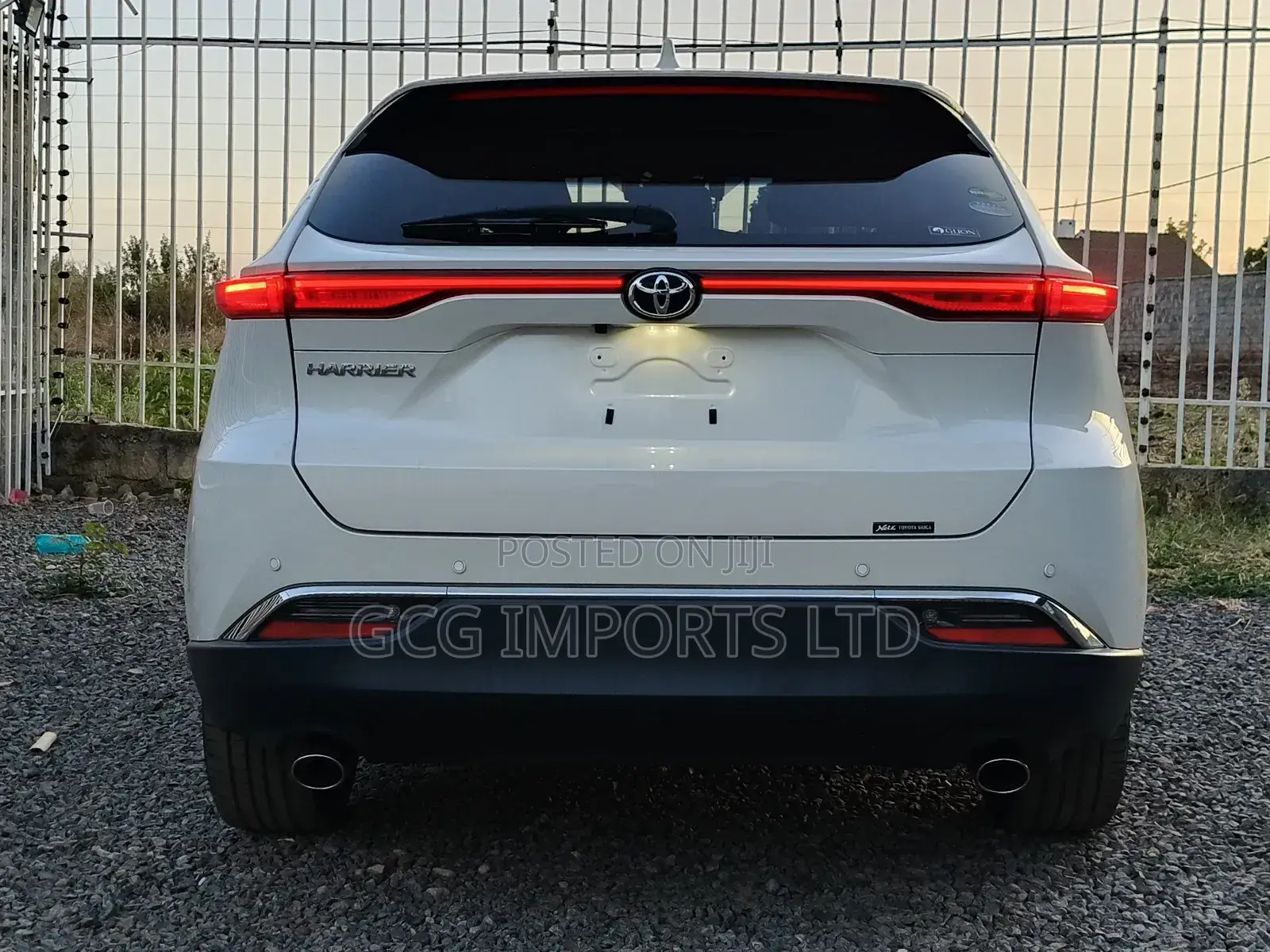 Toyota Harrier 2.0 2020 White