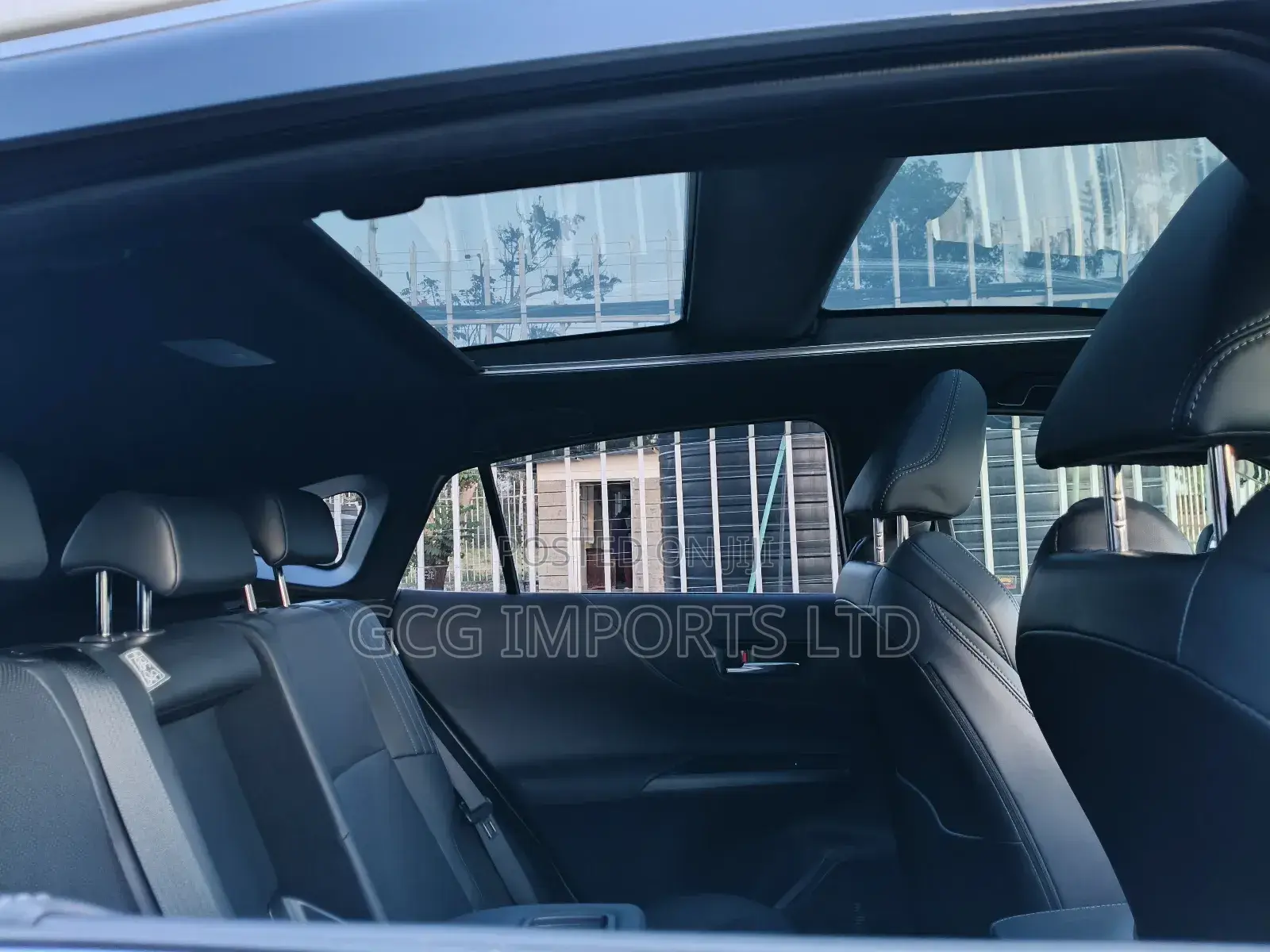 Toyota Harrier 2.0 2020 White