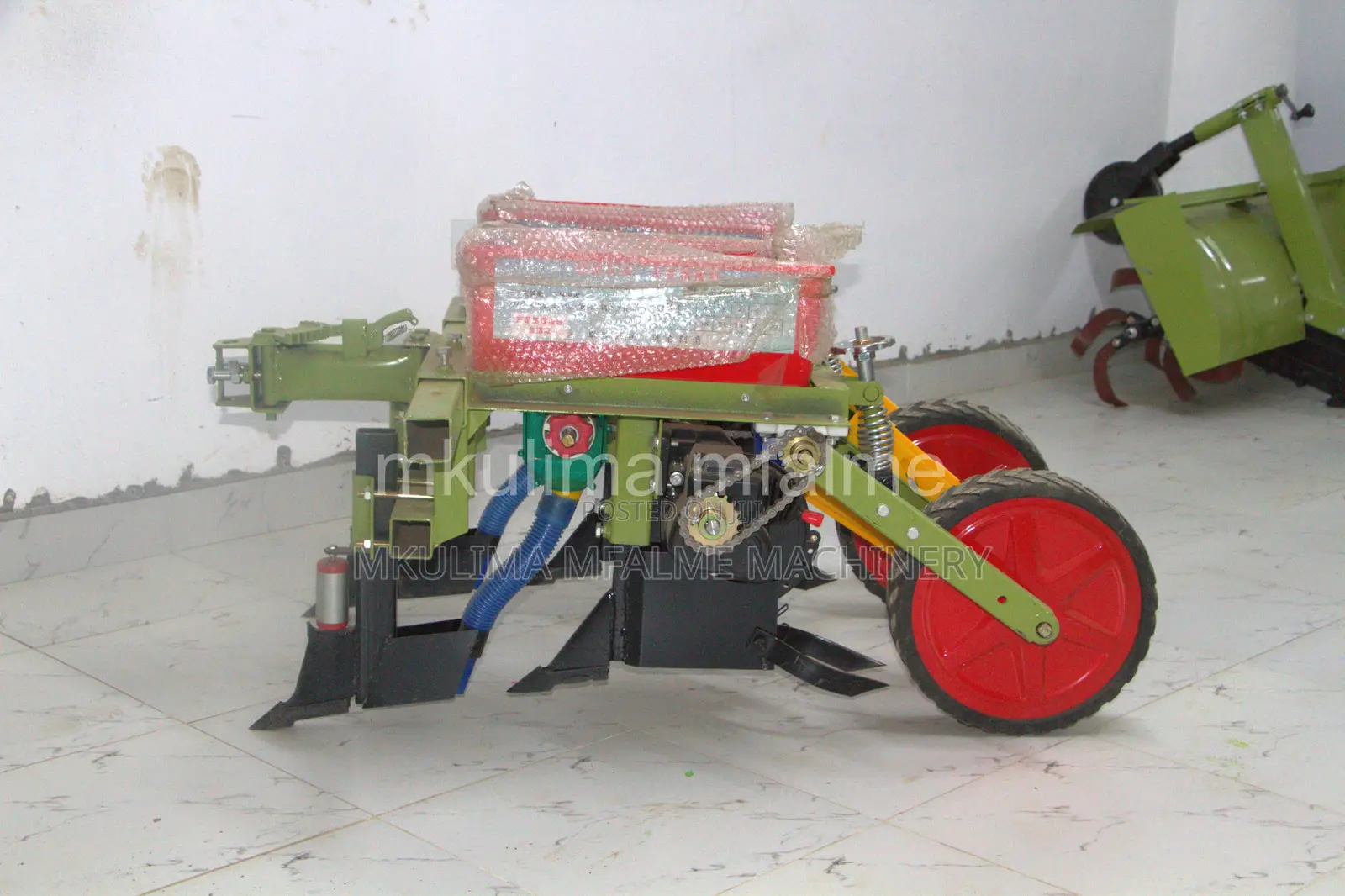 Mfalme Maize Planter Implement