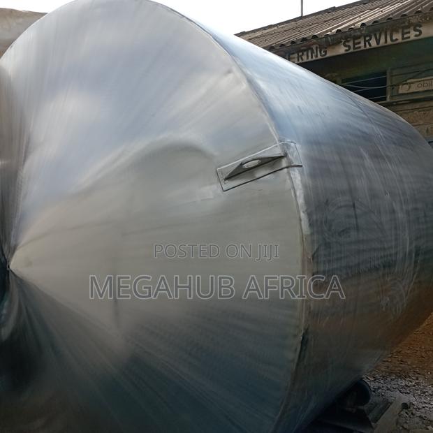 10,000l Heavy Duty Stainless Steel Tank – Custom Fabrication