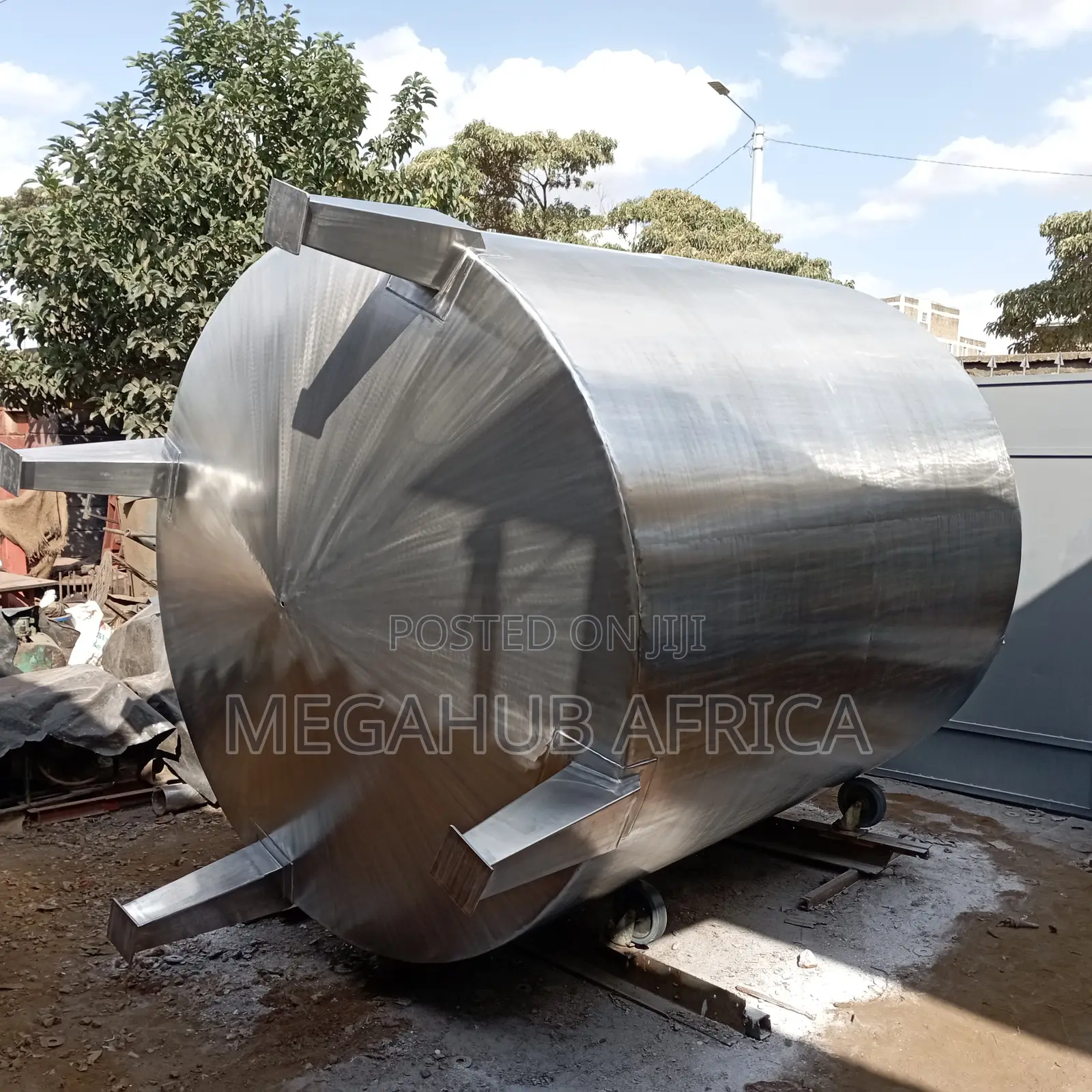 10,000l Heavy Duty Stainless Steel Tank – Custom Fabrication