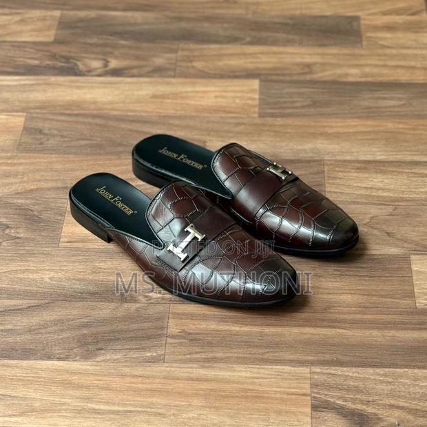 John Foster Brown / Black Crocodile-Patterned Leather Half-Shoes