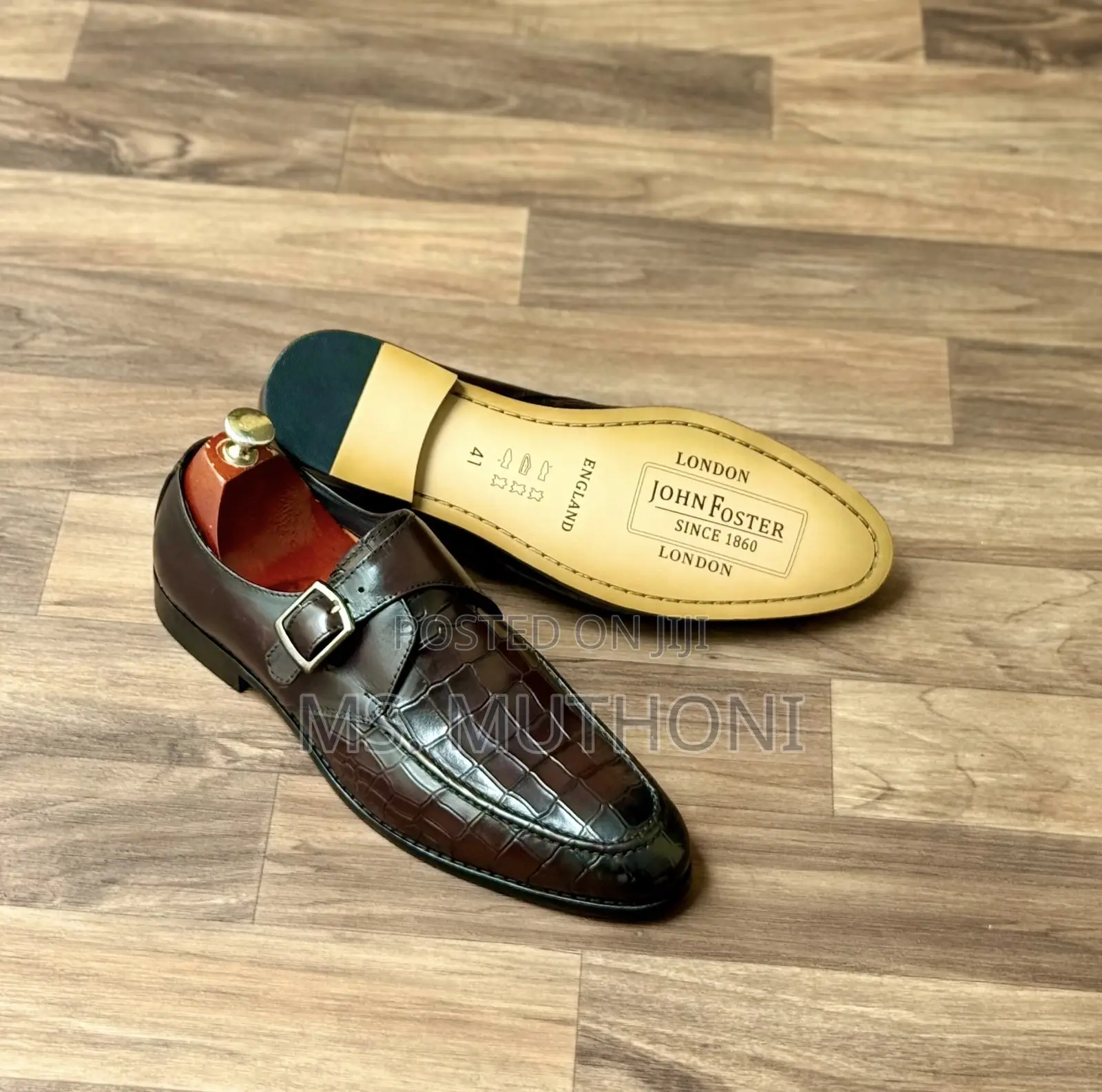 Genuine Leather John Foster Black Crocodile-Patterned Oxford Shoes.