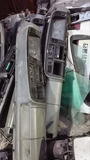 Mitsubishi Fh 215 Dushboard Assembly