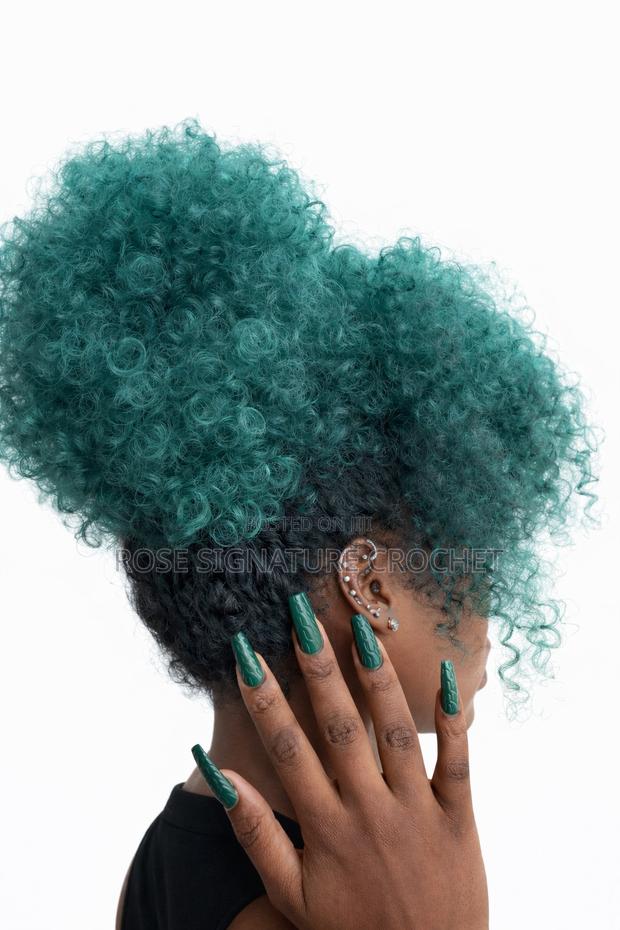 Wand Curl Crochet 8 Inch - Green Ombre Crochet Hair Kenya