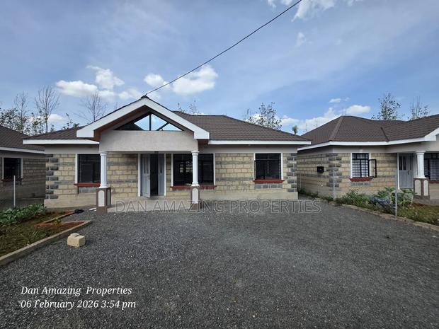 3bdrm Bungalow in Merisho Rd, Matasia for sale
