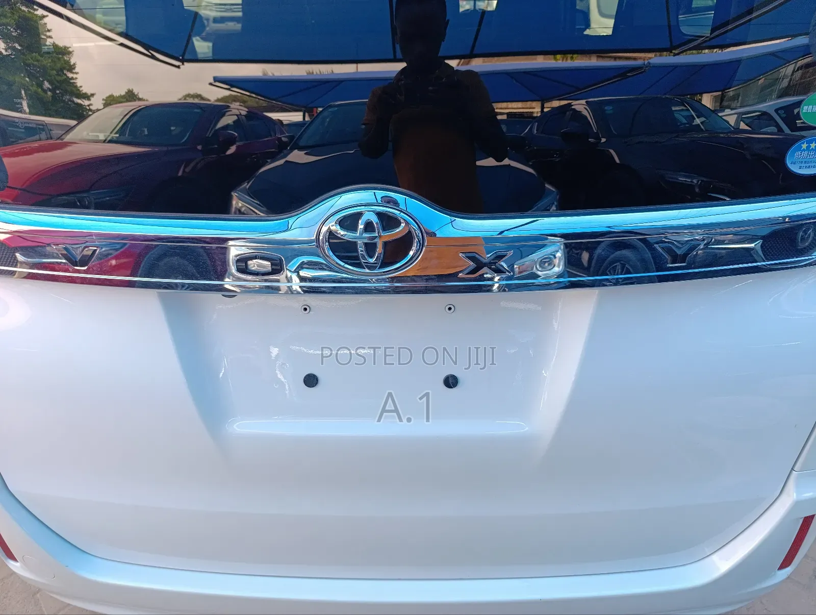 Toyota Voxy 2018 Pearl