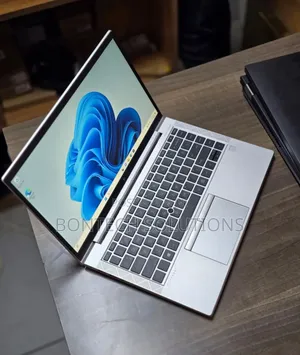 Laptop HP EliteBook 845 G7 16GB AMD Ryzen 5 SSD 256GB