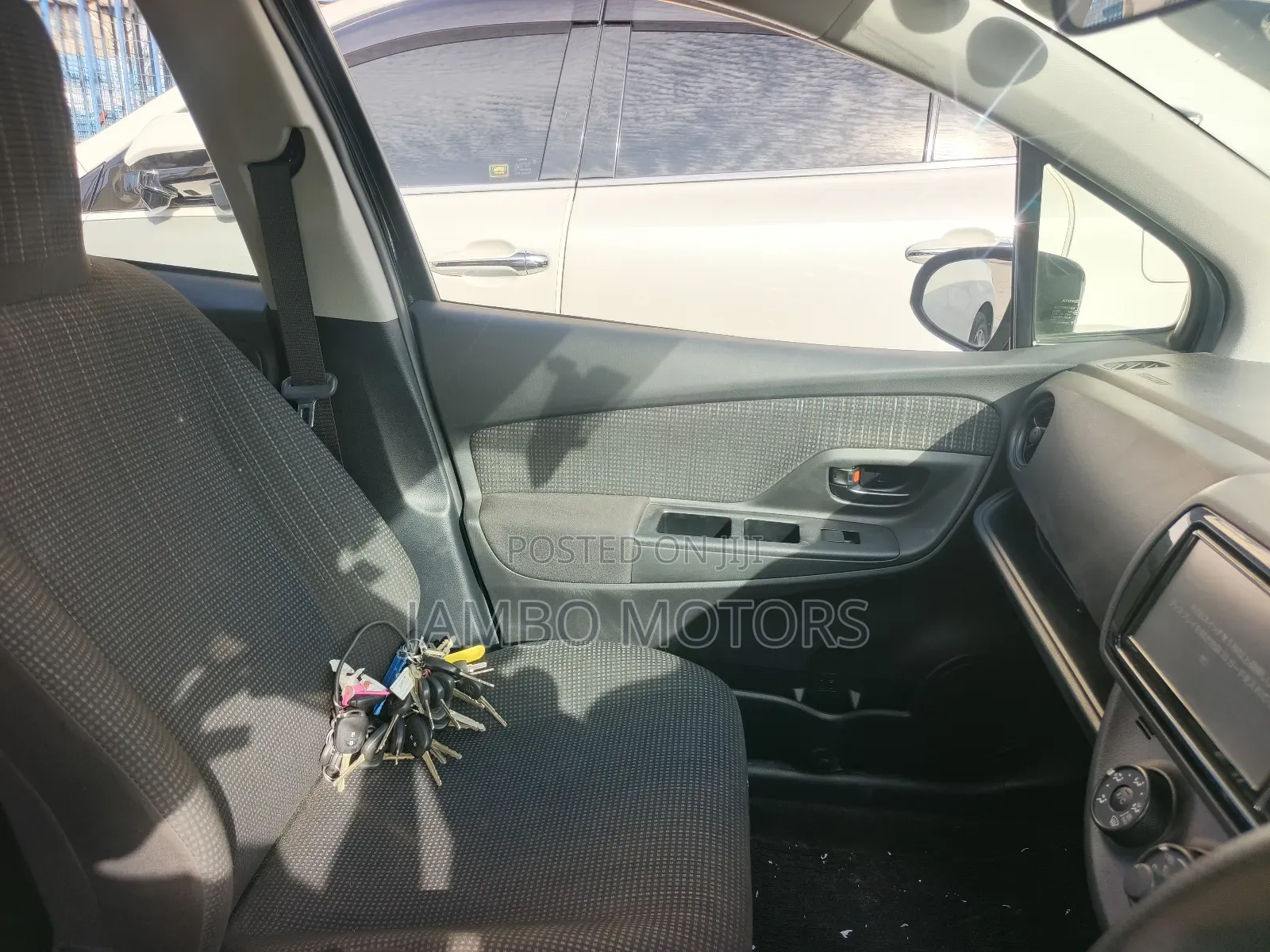 Toyota Vitz 1.3 FWD 5dr 2019 Black