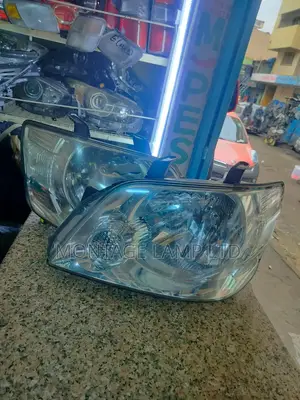 Headlight Noah 2002/2003