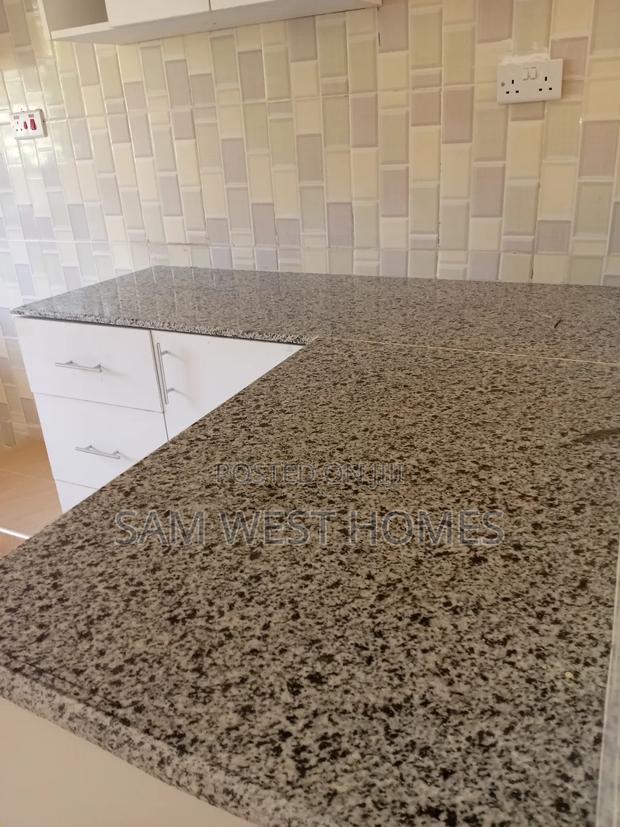 2 Bedroom Apartment All Ensuite - thumbnail 11