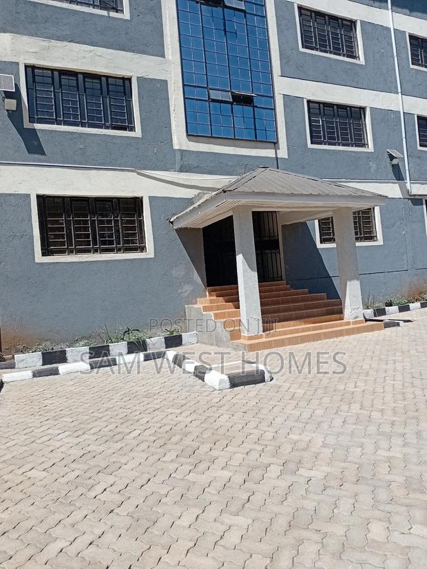 2 Bedroom Apartment All Ensuite - thumbnail 16