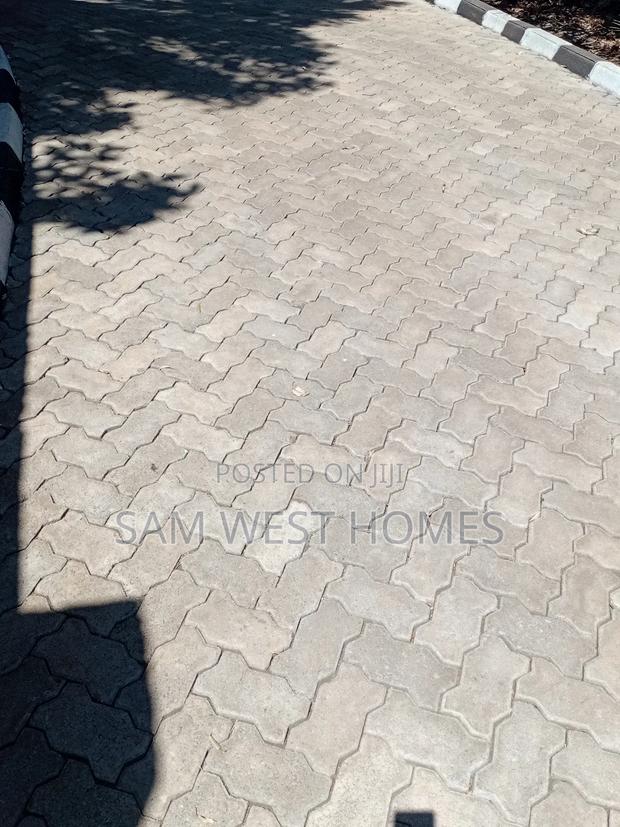 2 Bedroom Apartment All Ensuite - thumbnail 18