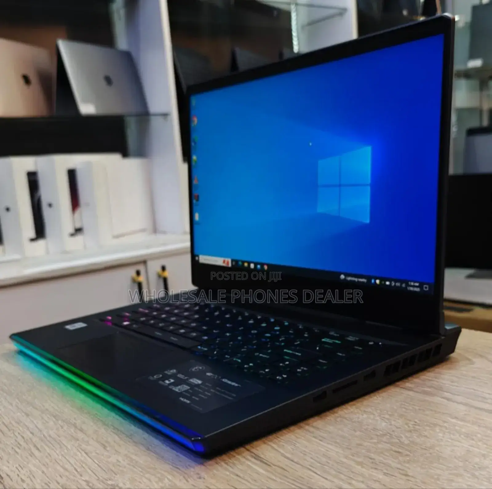 Laptop MSI GE66 Raider 32GB Intel Core i7 SSD 1T