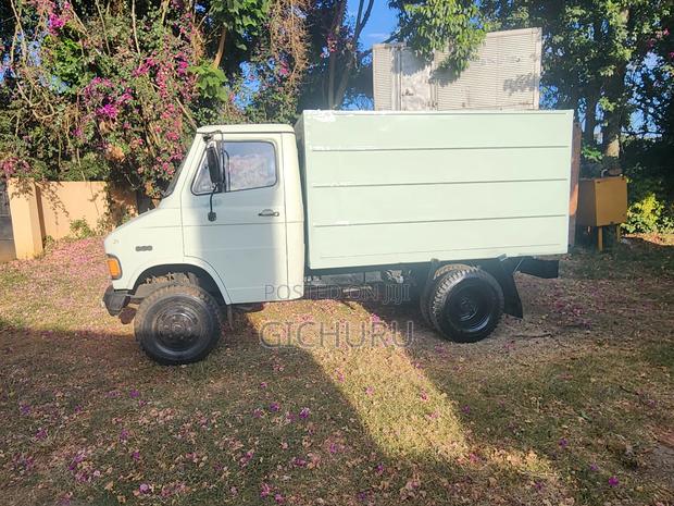 Tata608 Truck - main view