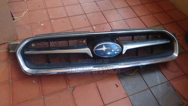 Subaru Legacy Bp5 Front Grille – Genuine Oem - thumbnail 4
