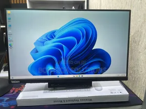 Desktop Computer Lenovo 8GB Intel Core I5 SSD 256GB