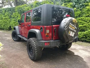 Jeep Wrangler Sahara 2013 Red