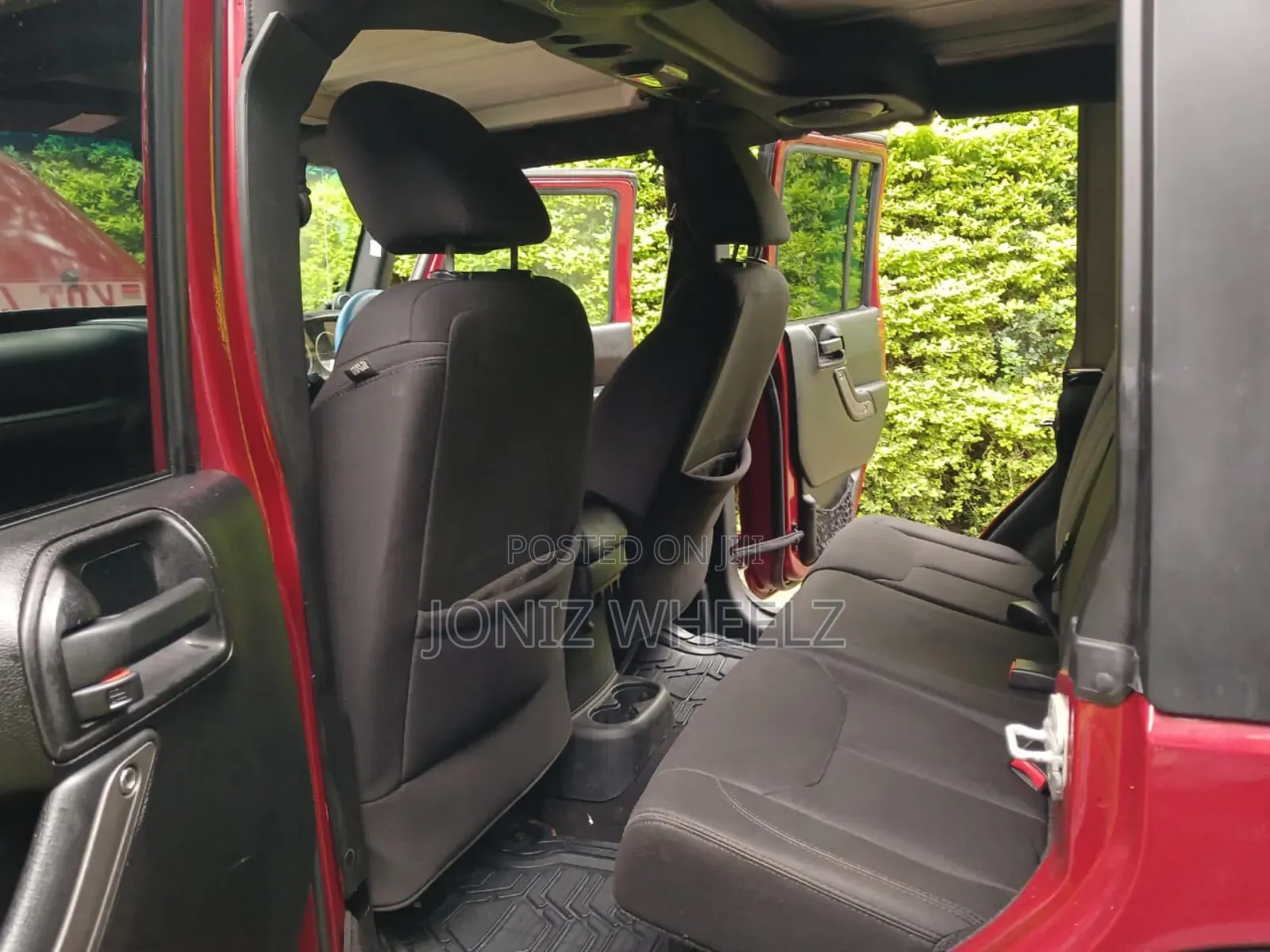 Jeep Wrangler Sahara 2013 Red