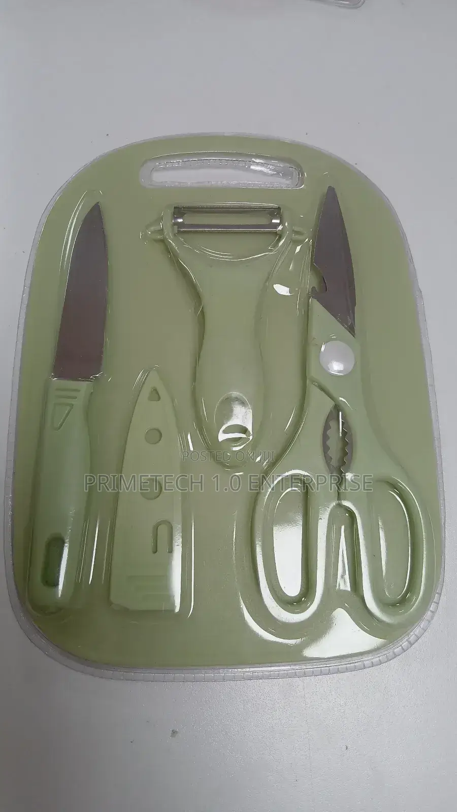 5 in 1 Scissor, Knife, Peelers and Chopping Board