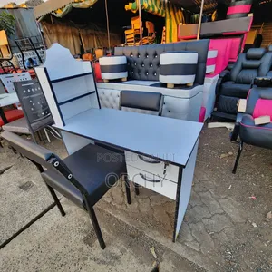 Black And White Manicure And Pedicure Seats